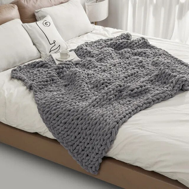 Koze Cable Knit Blanket
